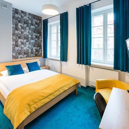 Aparthotel Tcz Wozna Poznan Exterior foto
